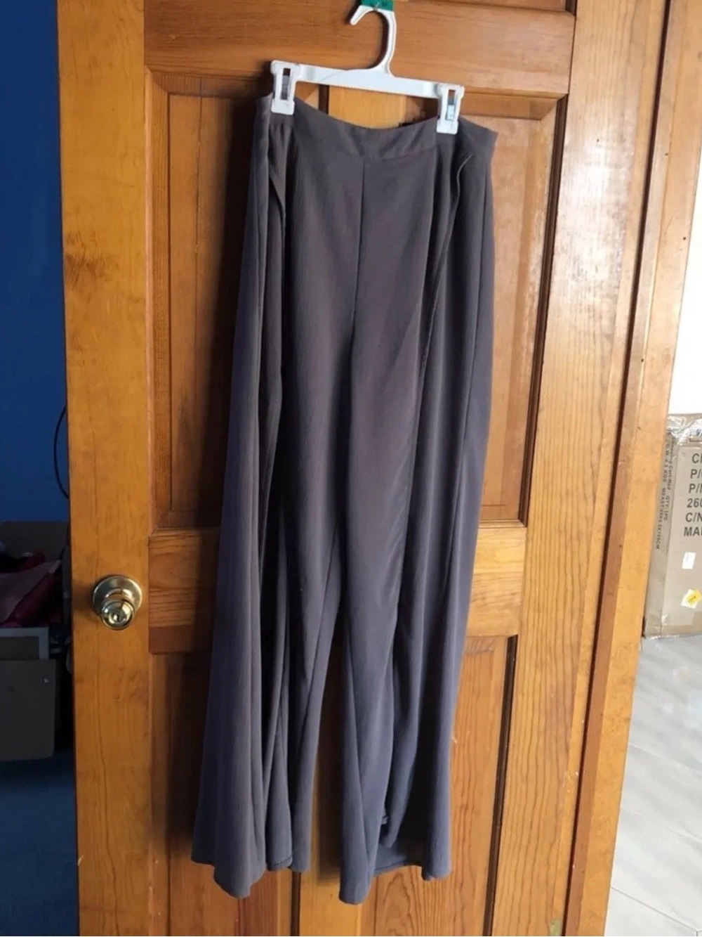 Shein Women's Gray Solid Wide-Leg Pants Size M Flat Front Zip